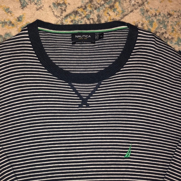 Men’s Nautica sweater - Picture 2 of 2